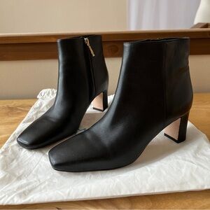 J MCLAUGHLIN GLORIA LEATHER ANKLE BOOT BLACK SZ 6 MODERN CHIC PREPPY OFFICE
